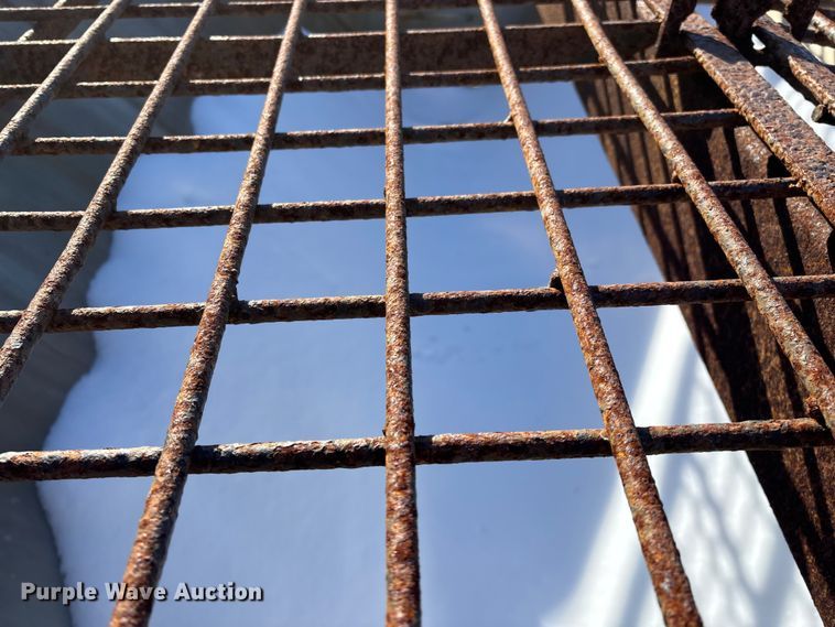 image for item FG0055 (6) spreader beds and (5) snow plows 