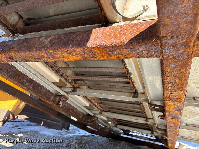 image for item FG0055 (6) spreader beds and (5) snow plows 