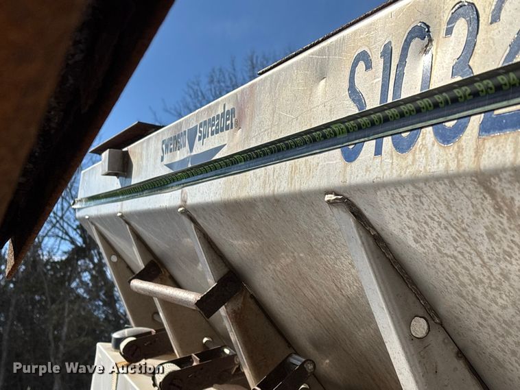 image for item FG0055 (6) spreader beds and (5) snow plows 