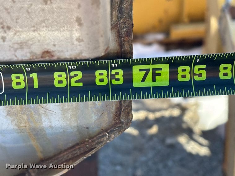 image for item FG0055 (6) spreader beds and (5) snow plows 