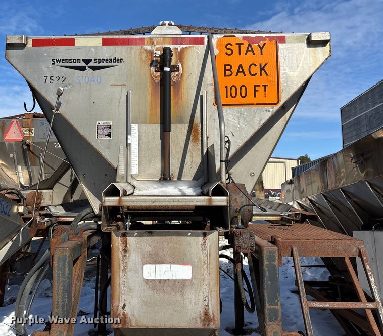 image for item FG0055 (6) spreader beds and (5) snow plows 