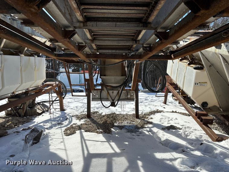 image for item FG0055 (6) spreader beds and (5) snow plows 