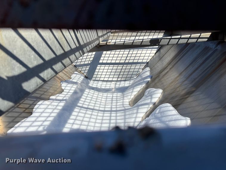 image for item FG0055 (6) spreader beds and (5) snow plows 