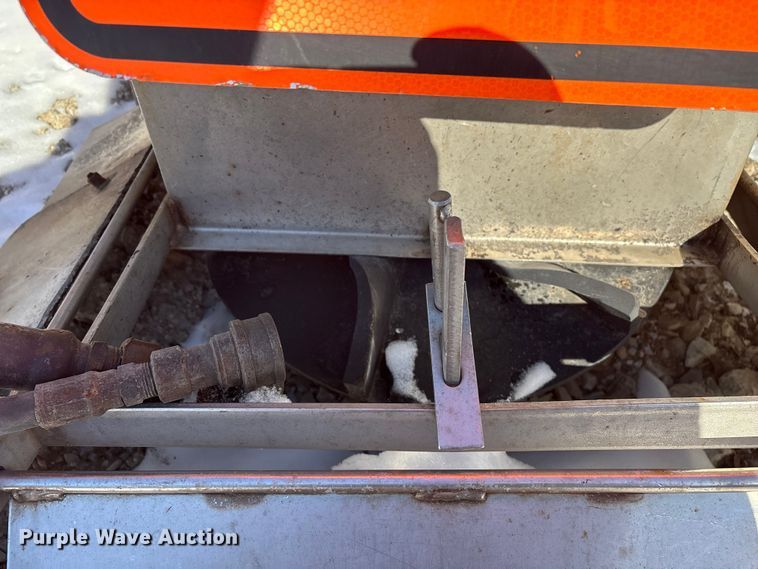 image for item FG0055 (6) spreader beds and (5) snow plows 