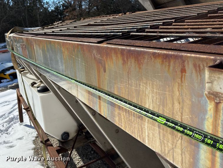 image for item FG0055 (6) spreader beds and (5) snow plows 