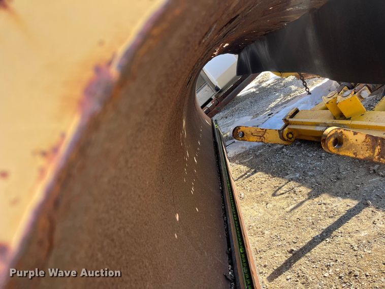 image for item FG0055 (6) spreader beds and (5) snow plows 