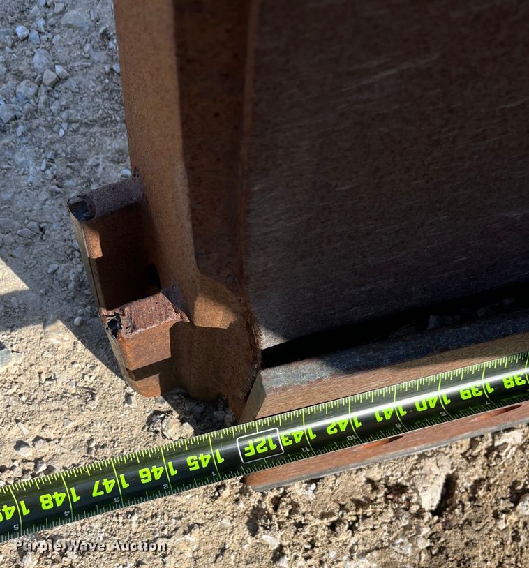 image for item FG0055 (6) spreader beds and (5) snow plows 