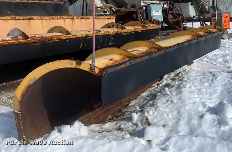 image for item FG0055 (6) spreader beds and (5) snow plows 