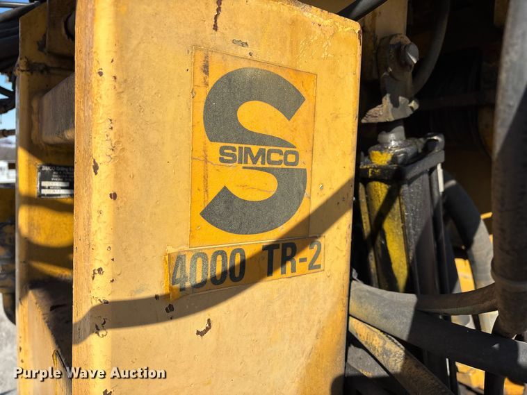 image for item FG0056 Simco 4000 TR-2 drilling rig