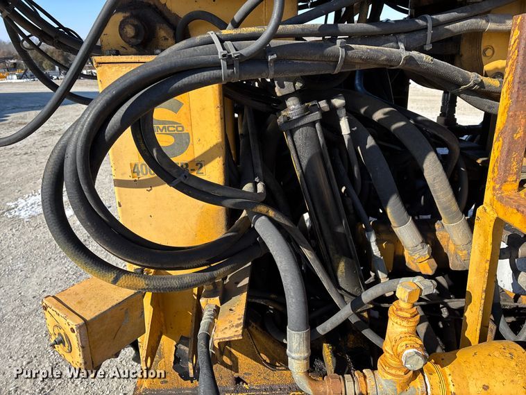 image for item FG0056 Simco 4000 TR-2 drilling rig