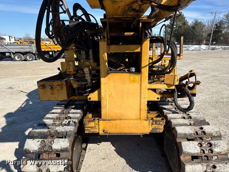 image for item FG0056 Simco 4000 TR-2 drilling rig