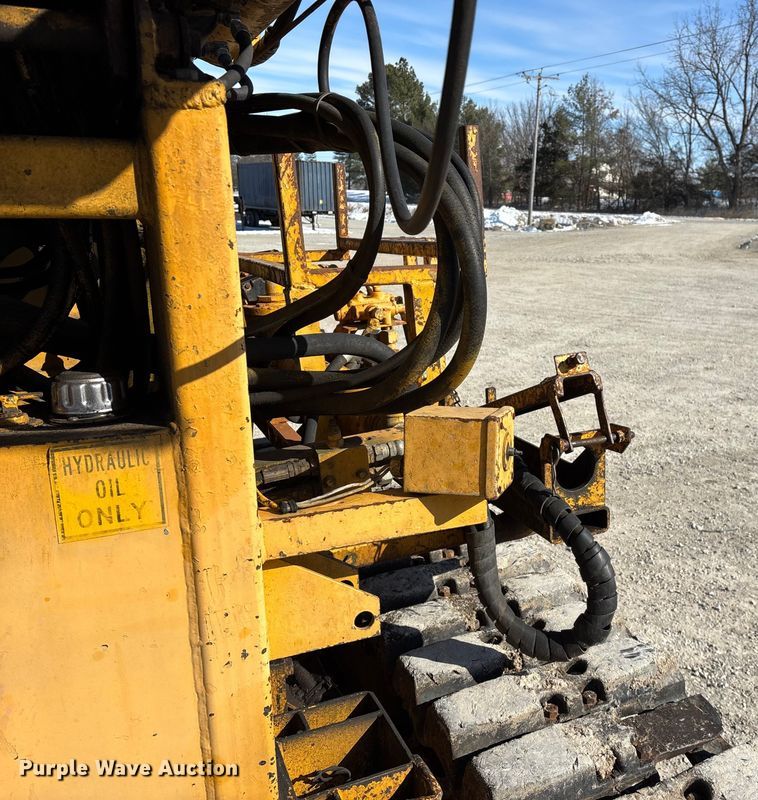 image for item FG0056 Simco 4000 TR-2 drilling rig