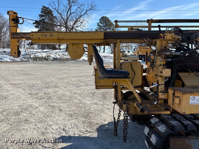 image for item FG0056 Simco 4000 TR-2 drilling rig