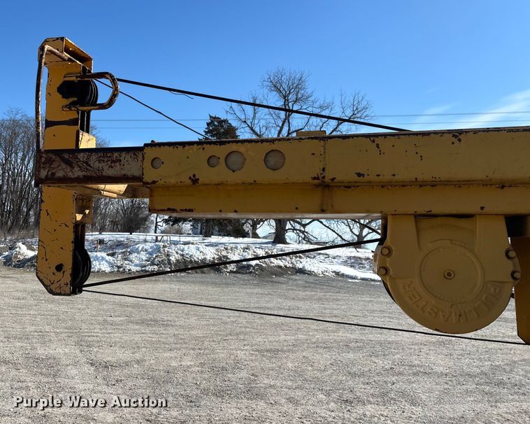 image for item FG0056 Simco 4000 TR-2 drilling rig