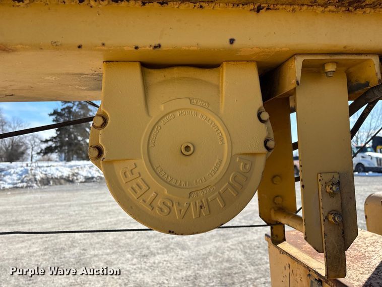 image for item FG0056 Simco 4000 TR-2 drilling rig