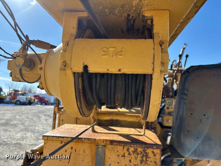 image for item FG0056 Simco 4000 TR-2 drilling rig