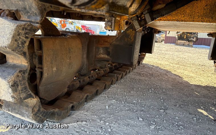 image for item FG0056 Simco 4000 TR-2 drilling rig