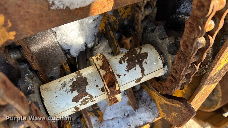 image for item FG0056 Simco 4000 TR-2 drilling rig