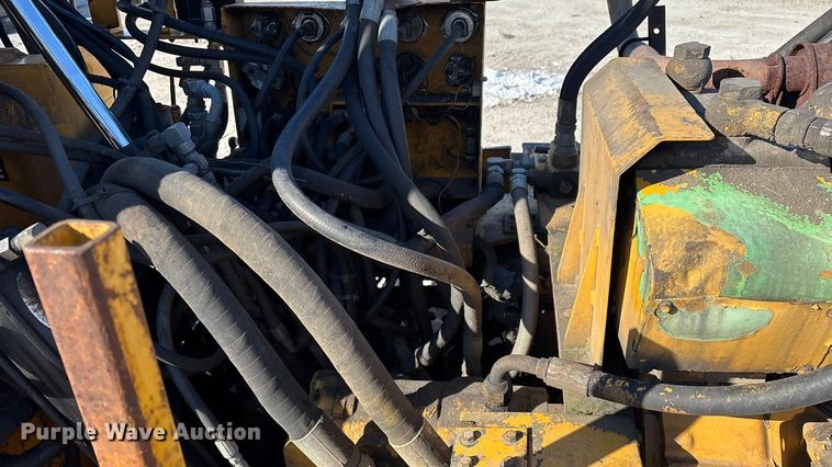 image for item FG0056 Simco 4000 TR-2 drilling rig