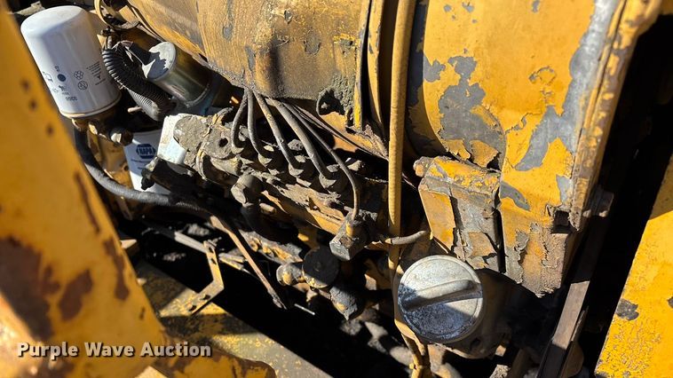 image for item FG0056 Simco 4000 TR-2 drilling rig