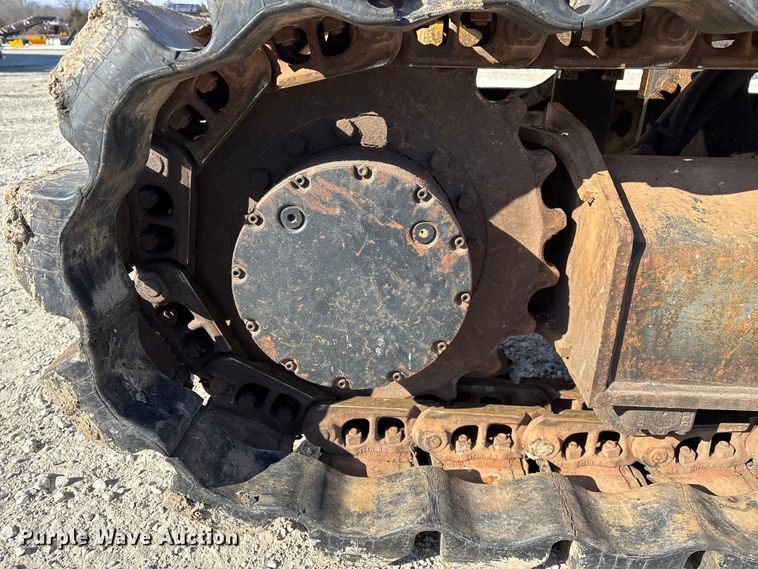 image for item FG0056 Simco 4000 TR-2 drilling rig