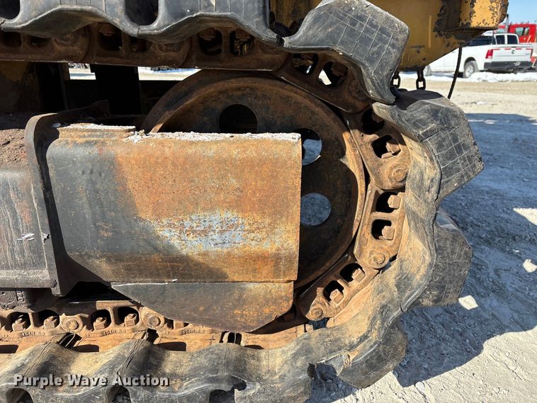 image for item FG0056 Simco 4000 TR-2 drilling rig