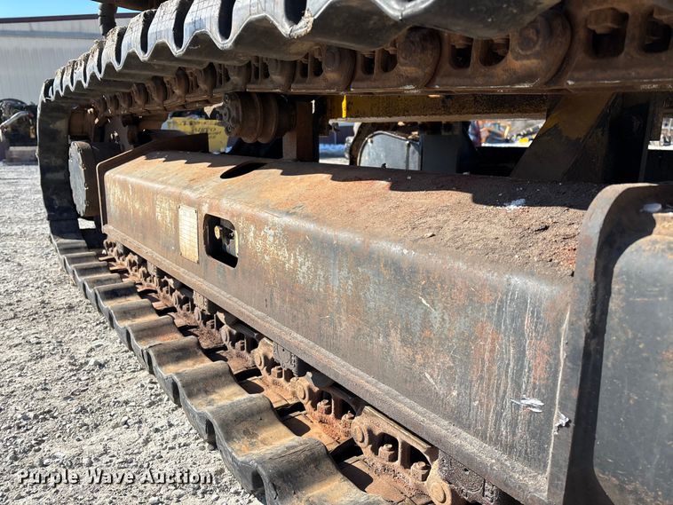 image for item FG0056 Simco 4000 TR-2 drilling rig