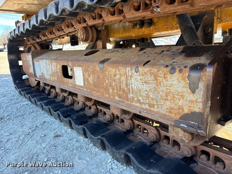 image for item FG0056 Simco 4000 TR-2 drilling rig