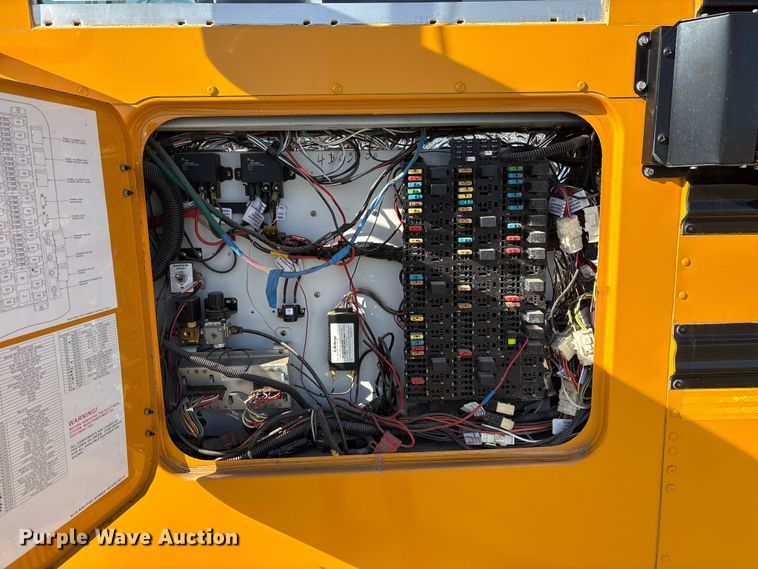 image for item FG2602 2014 Blue Bird school bus