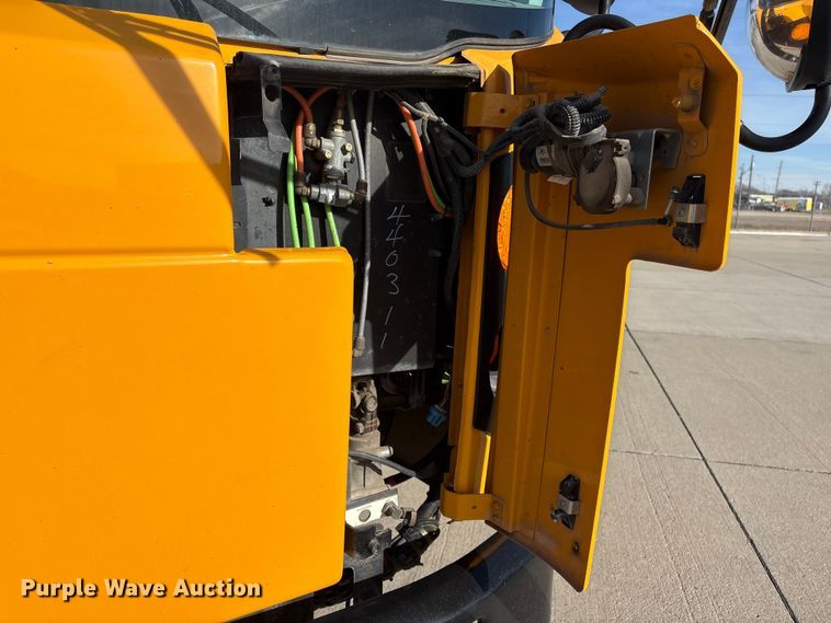 image for item FG2602 2014 Blue Bird school bus