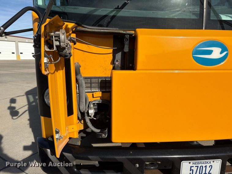 image for item FG2602 2014 Blue Bird school bus