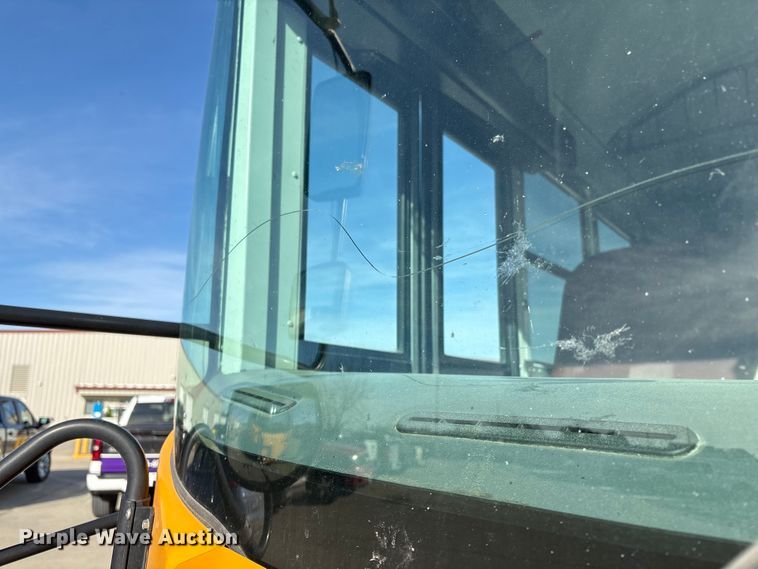 image for item FG2602 2014 Blue Bird school bus