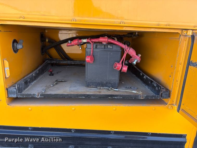 image for item FG2602 2014 Blue Bird school bus