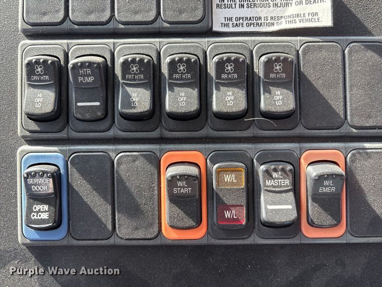 image for item FG2602 2014 Blue Bird school bus