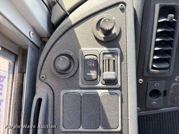 image for item FG2602 2014 Blue Bird school bus