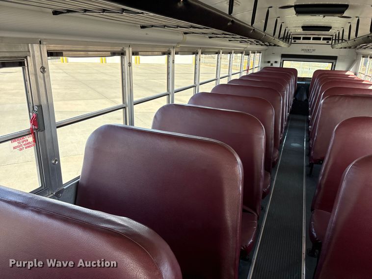 image for item FG2602 2014 Blue Bird school bus