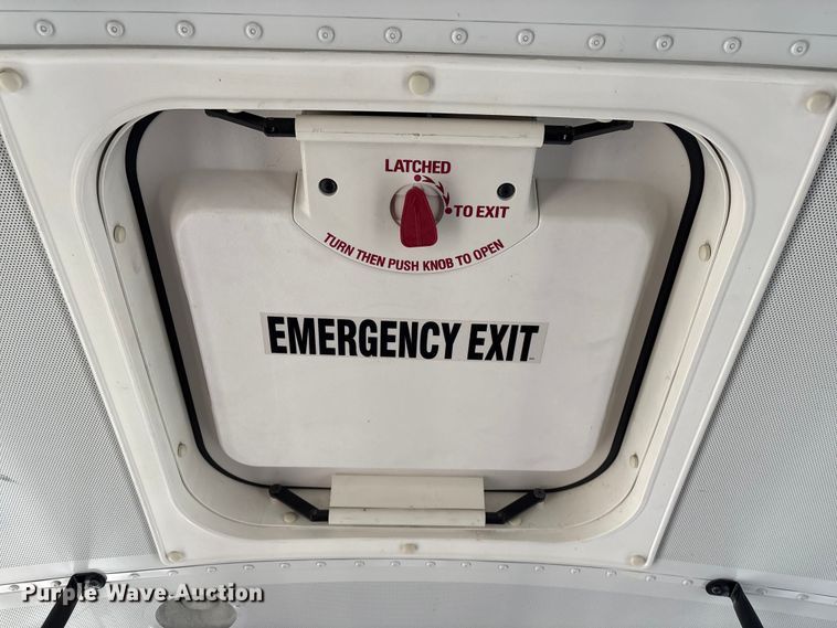 image for item FG2602 2014 Blue Bird school bus