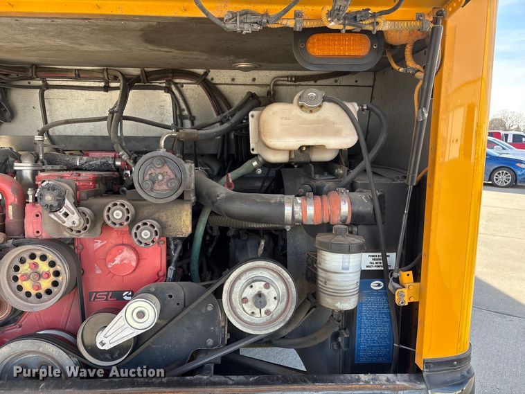 image for item FG2602 2014 Blue Bird school bus