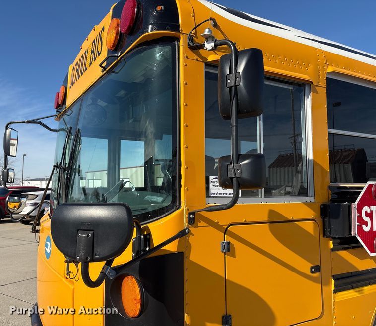 image for item FG2603 2014 Blue Bird school bus