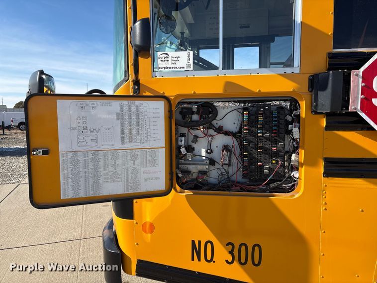 image for item FG2603 2014 Blue Bird school bus