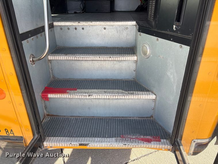 image for item FG2603 2014 Blue Bird school bus