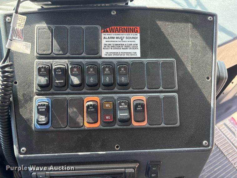 image for item FG2603 2014 Blue Bird school bus