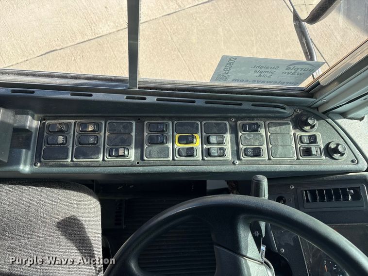 image for item FG2603 2014 Blue Bird school bus