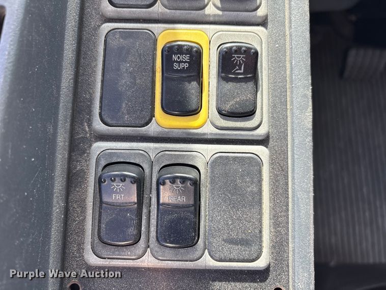 image for item FG2603 2014 Blue Bird school bus