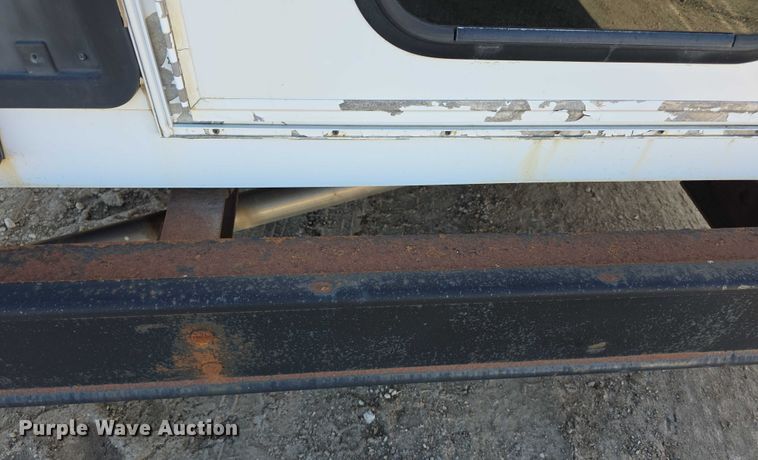 image for item FI0601 2008 Ford E450 Super Duty shuttle bus