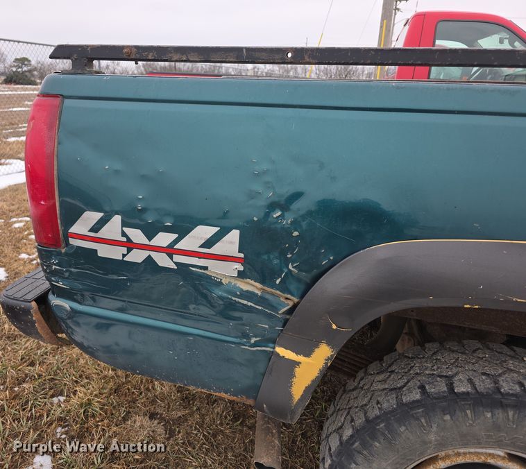 image for item FI0765 1997 Chevrolet Cheyenne 2500 pickup truck