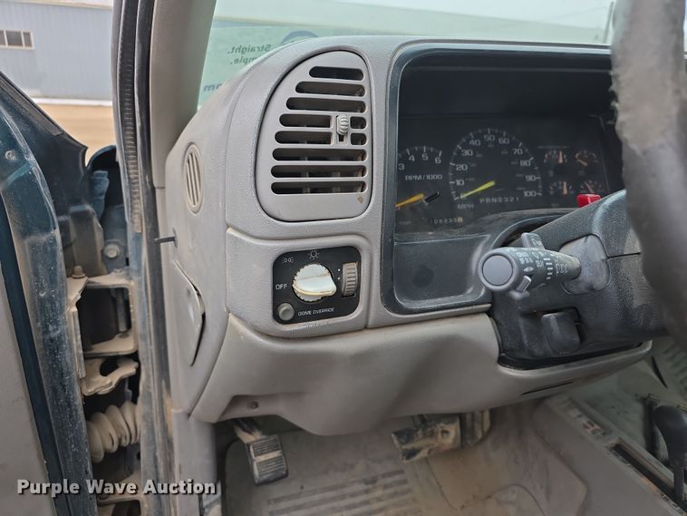 image for item FI0765 1997 Chevrolet Cheyenne 2500 pickup truck