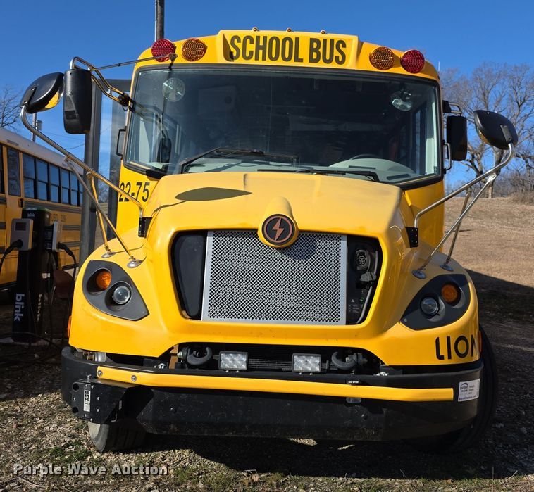 image for item FI0770 2021 Lion C electric school bus