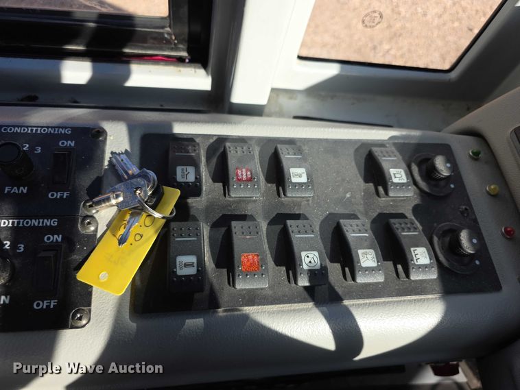 image for item FI0770 2021 Lion C electric school bus