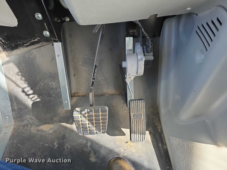 image for item FI0770 2021 Lion C electric school bus